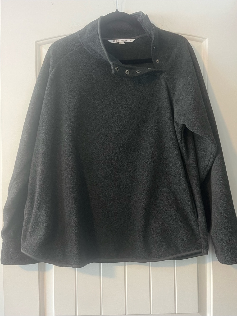 Colosseum Women’s Black Snap-Neck Fleece Top